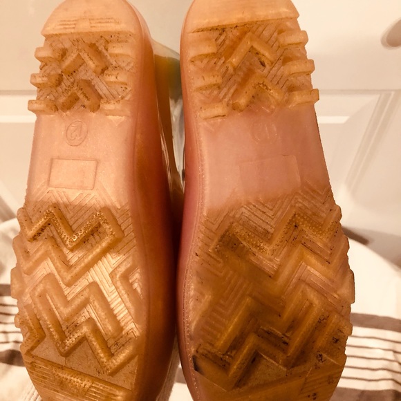 GUC Girls size 12 rainbow rain boots. - Picture 2 of 3